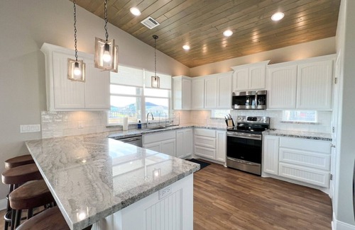Crystal Beach Condo | Crystal Blue 3 Bedroom Home by RedAwning