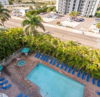 Treasure Island Apartment | Crystal Palms Resort Treasure Island Penthouse Unit 603