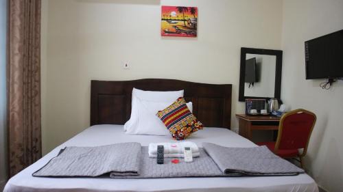 Adenta Hotel | Crystal Premier Hotel