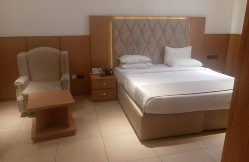 Maitama Hotel | Cubana Suite