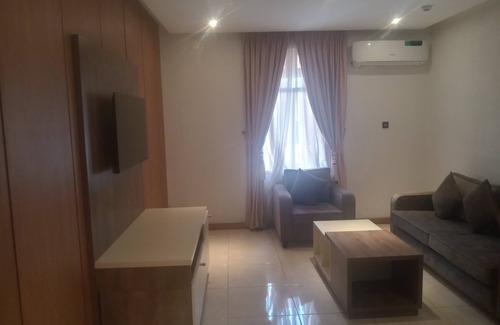 Maitama Hotel | Cubana Suite