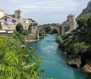 Mostar Apartment | Cube Gray