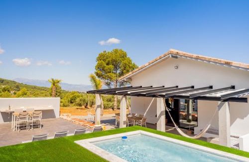Alhaurin el Grande Villa | Cubo's Villa Rural Loft Opera