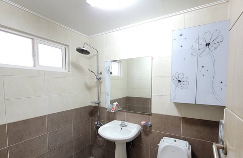 Andeok House | Cunny Pension