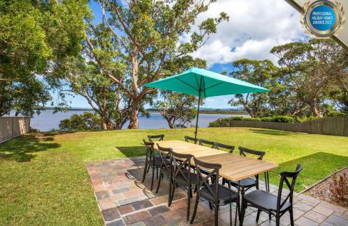 Culburra Beach House | Curleys Outlook I Pet Friendly Waterfront
