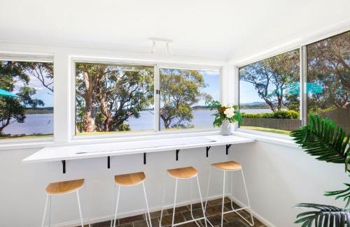 Culburra Beach House | Curleys Outlook I Pet Friendly Waterfront