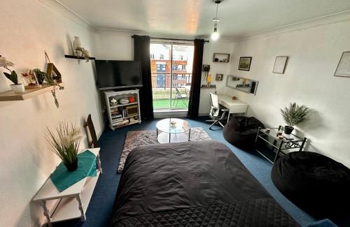 North Wall House | CustomHouse Balcony view, Dublin 1