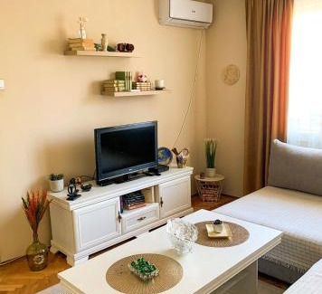 Podgorica Apartment | Cute, spacious apt in the heart of the old town