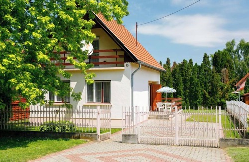 Balatonszarszo House | Cydonia by Interhome