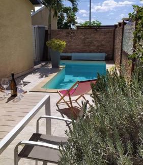 Sainte Marie Apartment | Dépendance calme 47m2 confortable, 10 min aéroport