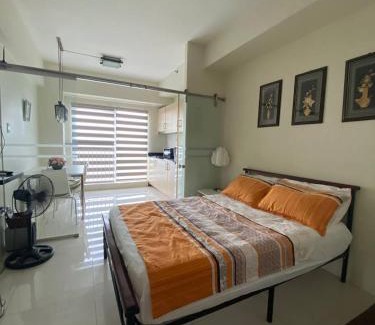 Tagaytay Apartment | D Luckycharm staycation