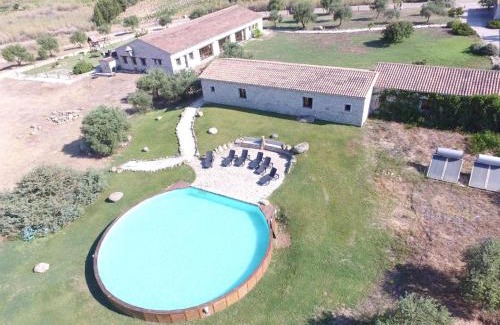 Badesi Apartment | d Pietraia 10B Bilo