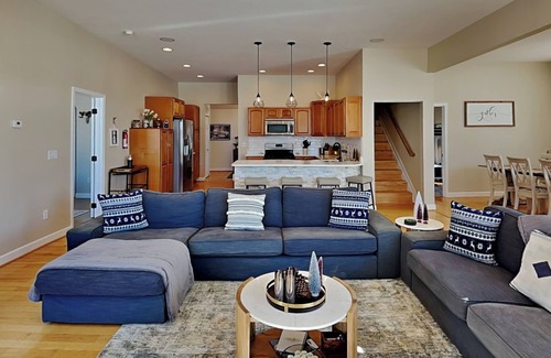 Waterfront Greens House | Dacha Verde | Luxe, Game Room, Hot Tub