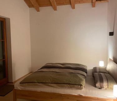 Farchant Apartment | Dachgeschosswohnung mit traumhaftem Zugspitzblick bei Garmisch