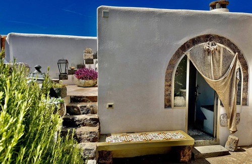 Scauri Siculo Villa | Dammuso Civilia in Pantelleria