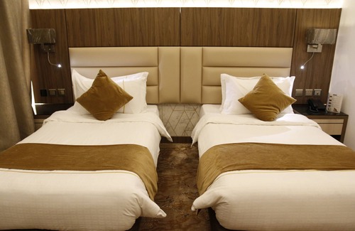 Medina Hotel | Dan Golden Hotel & Lounge