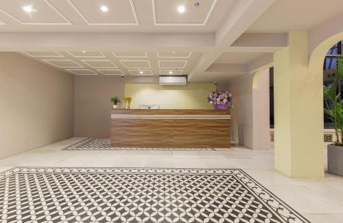 Hai Ba Trung Hotel | Dancenter Near West Lake Hanoi, Truc Bach Lake Formerly Le Grand The Central Park