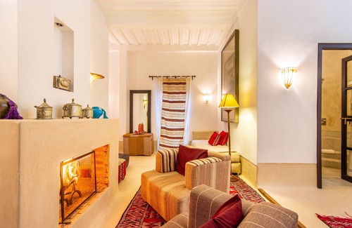 Sidi Bou Amar House | Dar Charkia