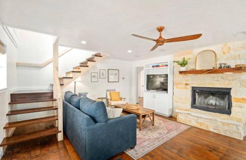 Fredericksburg House | Das Grun Haus With Private Hot Tub