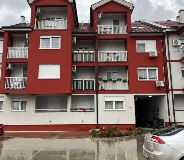 Sremska Mitrovica Apartment | Das Studio