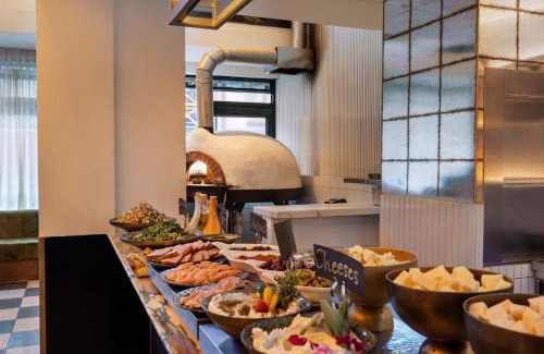 Tel Aviv Hotel | Dave Levinsky, a member of Brown Hotels