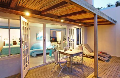 Trafalgar Hotel | Days At Sea Beach Lodge