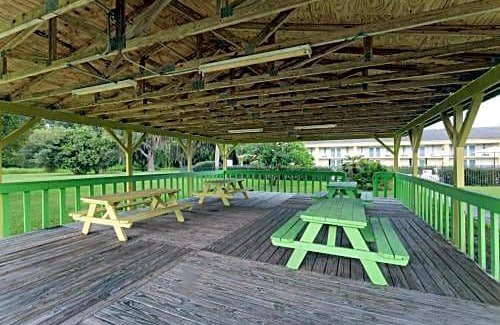 Crystal River Hotel | Days Inn by Wyndham Crystal River