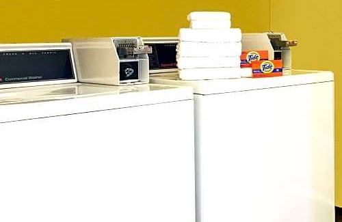 Crystal River Hotel | Days Inn by Wyndham Crystal River