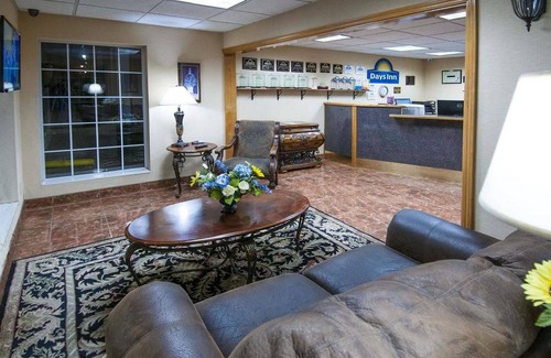 Pauls Valley Hotel | Days Inn by Wyndham Pauls Valley