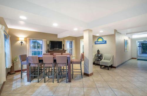 Cave City Hotel | Days Inn by Wyndham Cave City