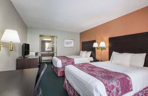 Jellico Hotel | Days Inn by Wyndham Jellico - Tennessee State Line