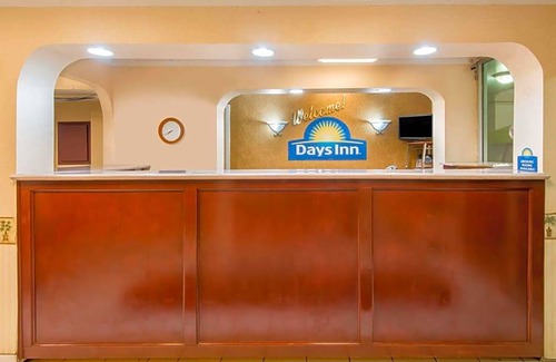 Shorter Hotel | Days Inn by Wyndham Shorter