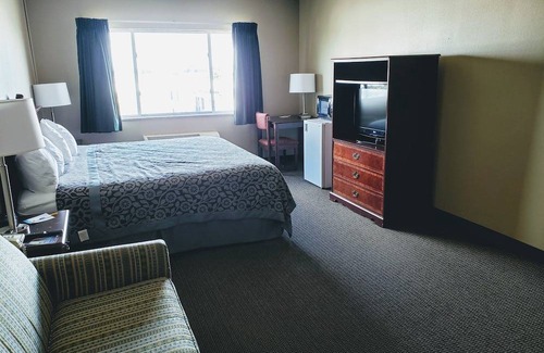 Morris Hotel | Days Inn & Suites by Wyndham of Morris