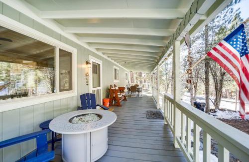 Munds Park House | Deck and Fire Pit Modern Munds Park Retreat!