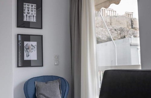 Anafiotika Apartment | Deco Marble Apt With Acropolis View