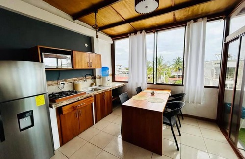 Bahia de la Academia Apartment | Del mar del Galapagos