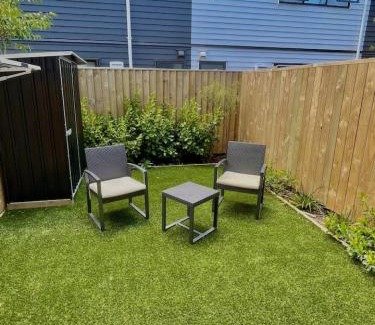Avondale House | Delightful 1 Bed 1 Bath Suite