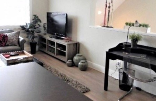 Sidney Apartment | Delightful Sidney Apartment Close to Downtown Sidney