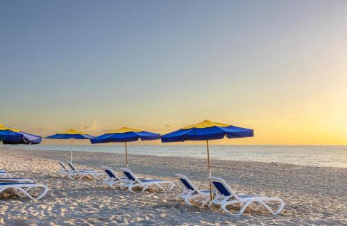 Delray Beach Hotel | Delray Breakers on the Ocean
