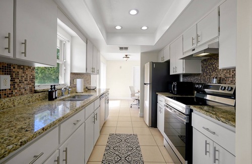 Deltona Lakes House | Deltona Getaway 3BR/2BA Home + King Suite & Workspace