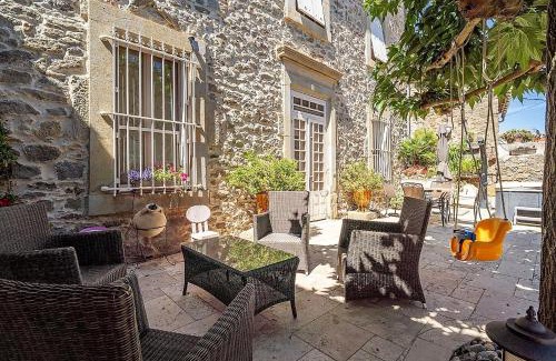 Blomac Villa | Demeure vigneronne de charme Pays CATHARE Carcassonne Jacuzzi