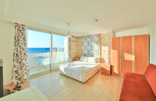 Cesme Bed & Breakfast | Denize sıfır