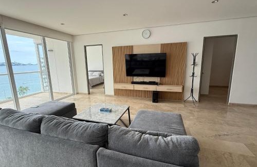 Costa Azul Apartment | Departamento de 4 recámaras con vista al mar