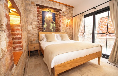 Urla Hotel | Dervis Bey Konagi
