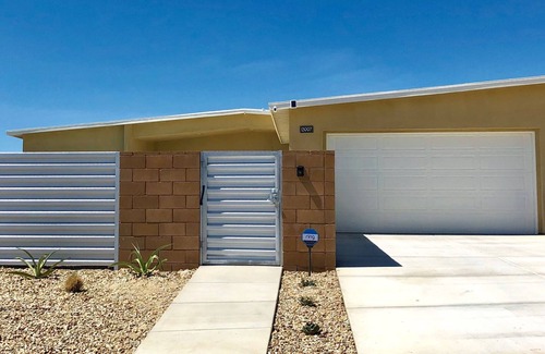 Desert Hot Springs House | Desert Fox - A Mid Century Home with Pool/Spa