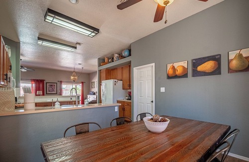 Desert Foothills House | Desert Get-Away, with 2 King beds and 2 Twins!