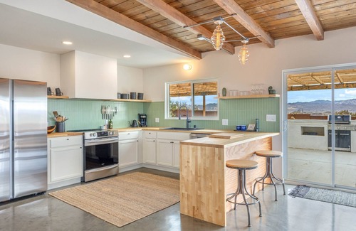 Joshua Tree House | Desert Hearts Ranch 2 Bedroom Home