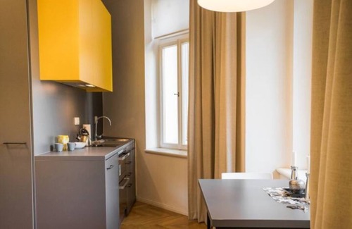 Andel Apartment | ⚡️ 𝓓𝓮𝓼𝓲𝓰𝓷 𝓐𝓷𝓭𝓮𝓵, WalkScore 99%, Balcony for smokers