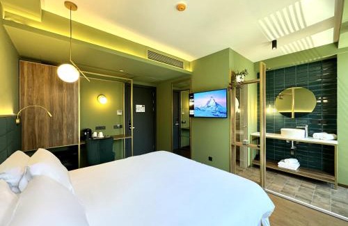 Chugureti Hotel | Design Hotel & Private Spa - Tbilisi Edition