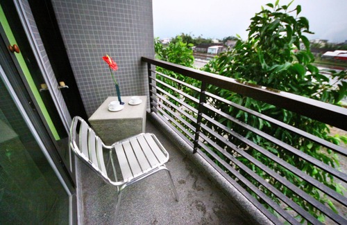 Wujie Bed & Breakfast | Designer House